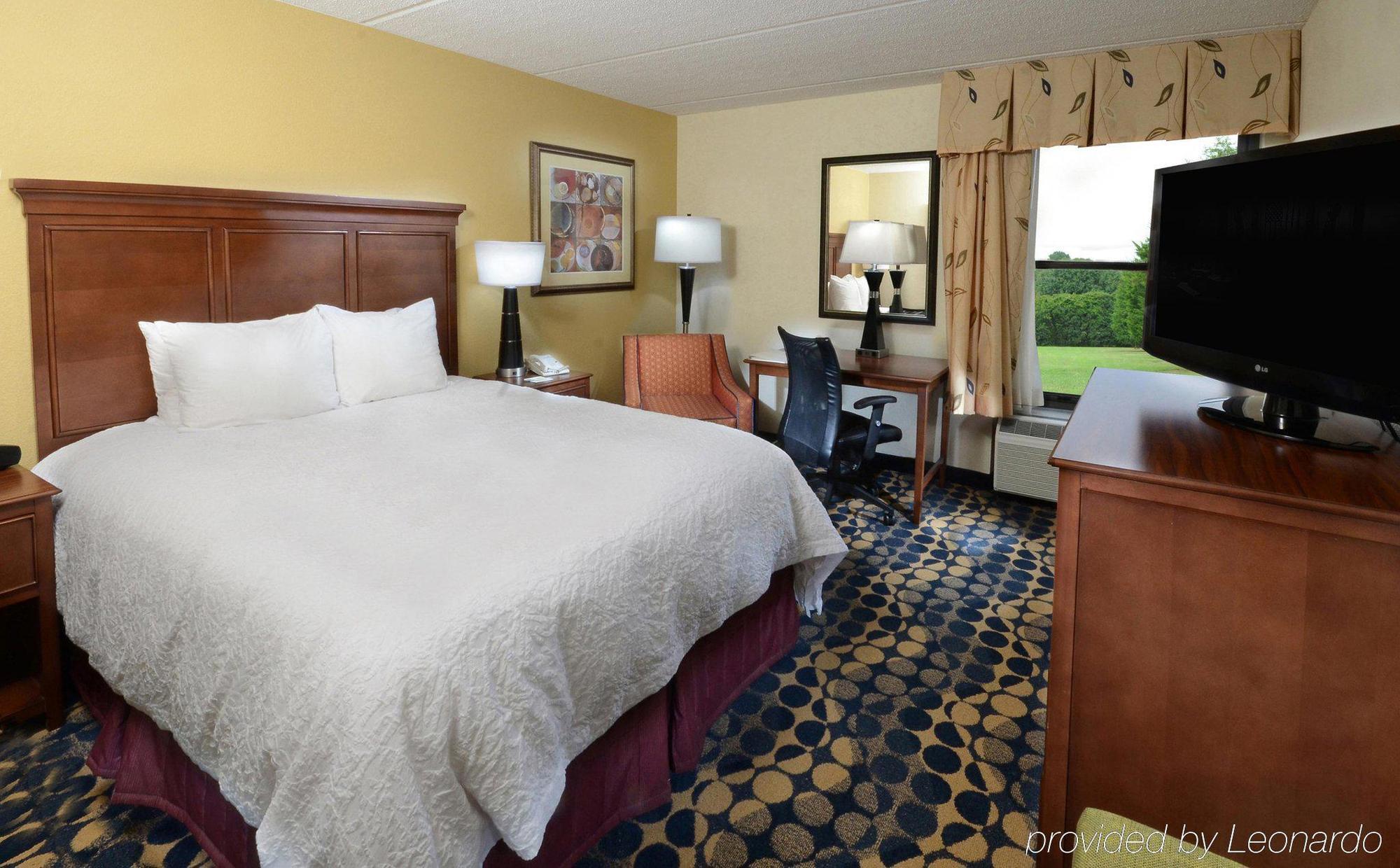 Hampton Inn Fayetteville Fort Bragg Exterior photo